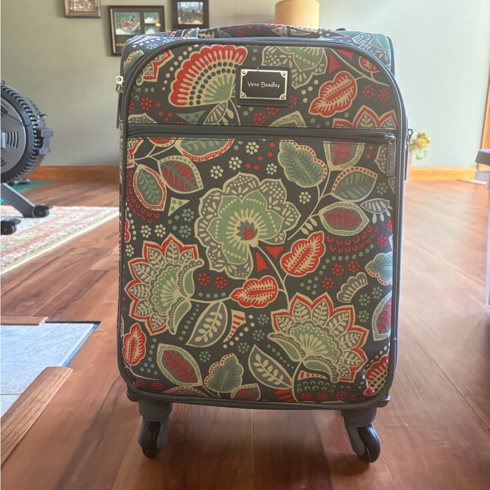 vera bradley small suitcase